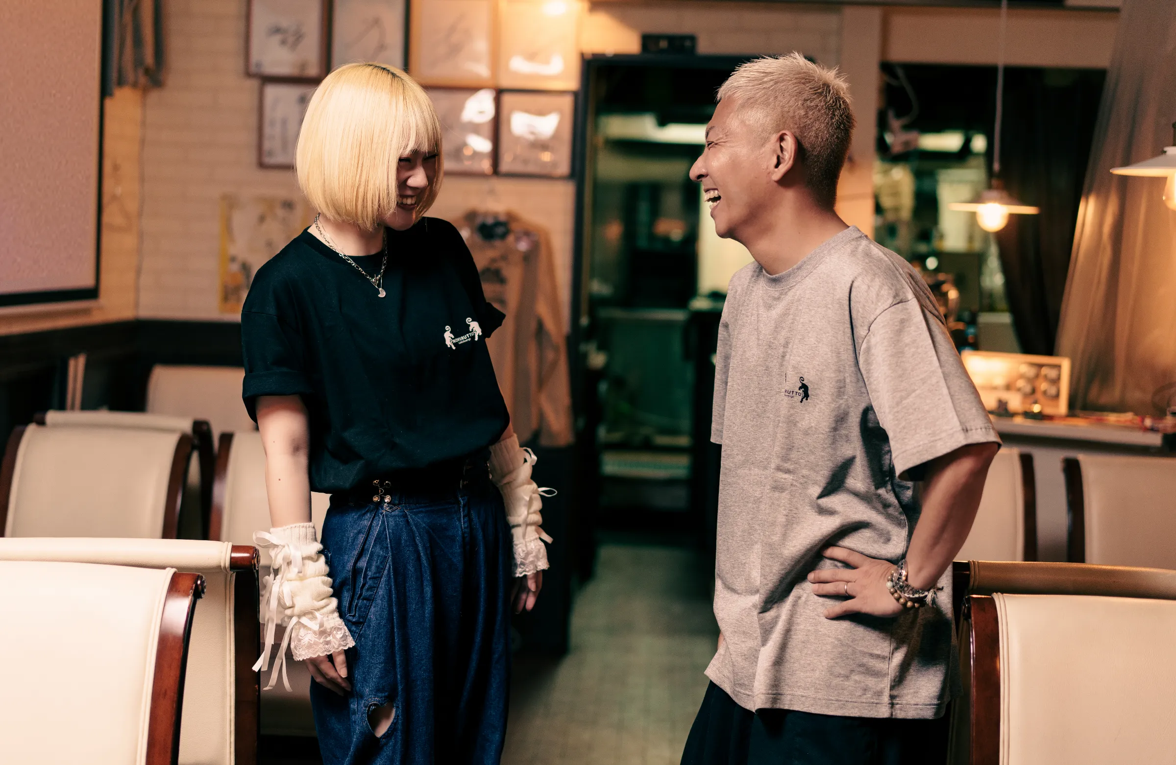 NOVURUTTO USUAL Short Sleeve Tees